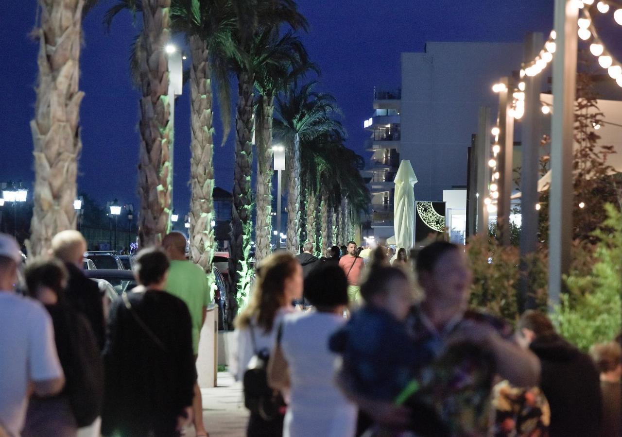 Апартаменти Sea View Studio - Mamaia Nord 2 Неводарі Екстер'єр фото